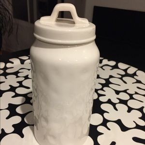 Rae Dunn canister